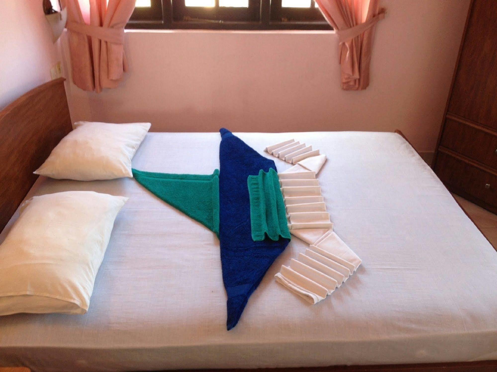 Hotel Red Rose Negombo Ngoại thất bức ảnh