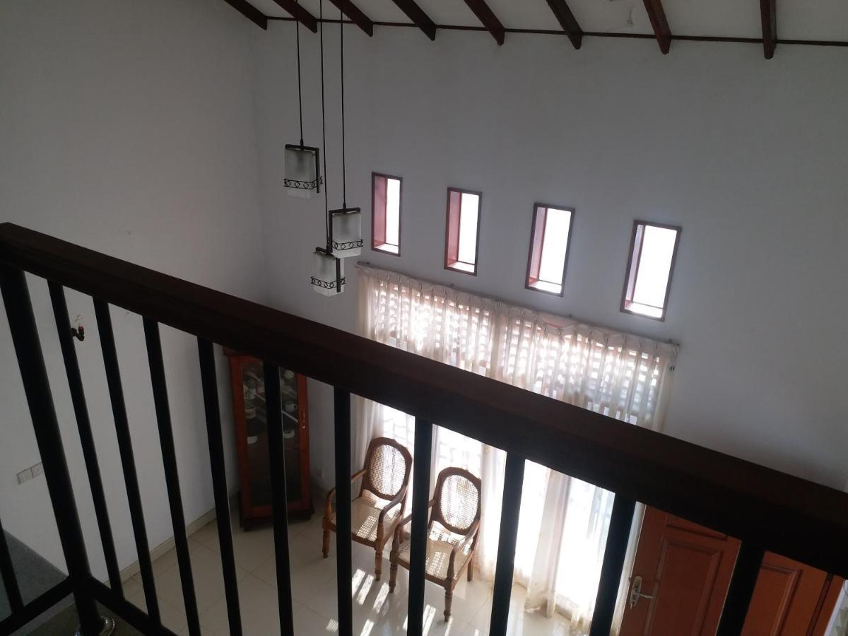 Hotel Red Rose Negombo Ngoại thất bức ảnh